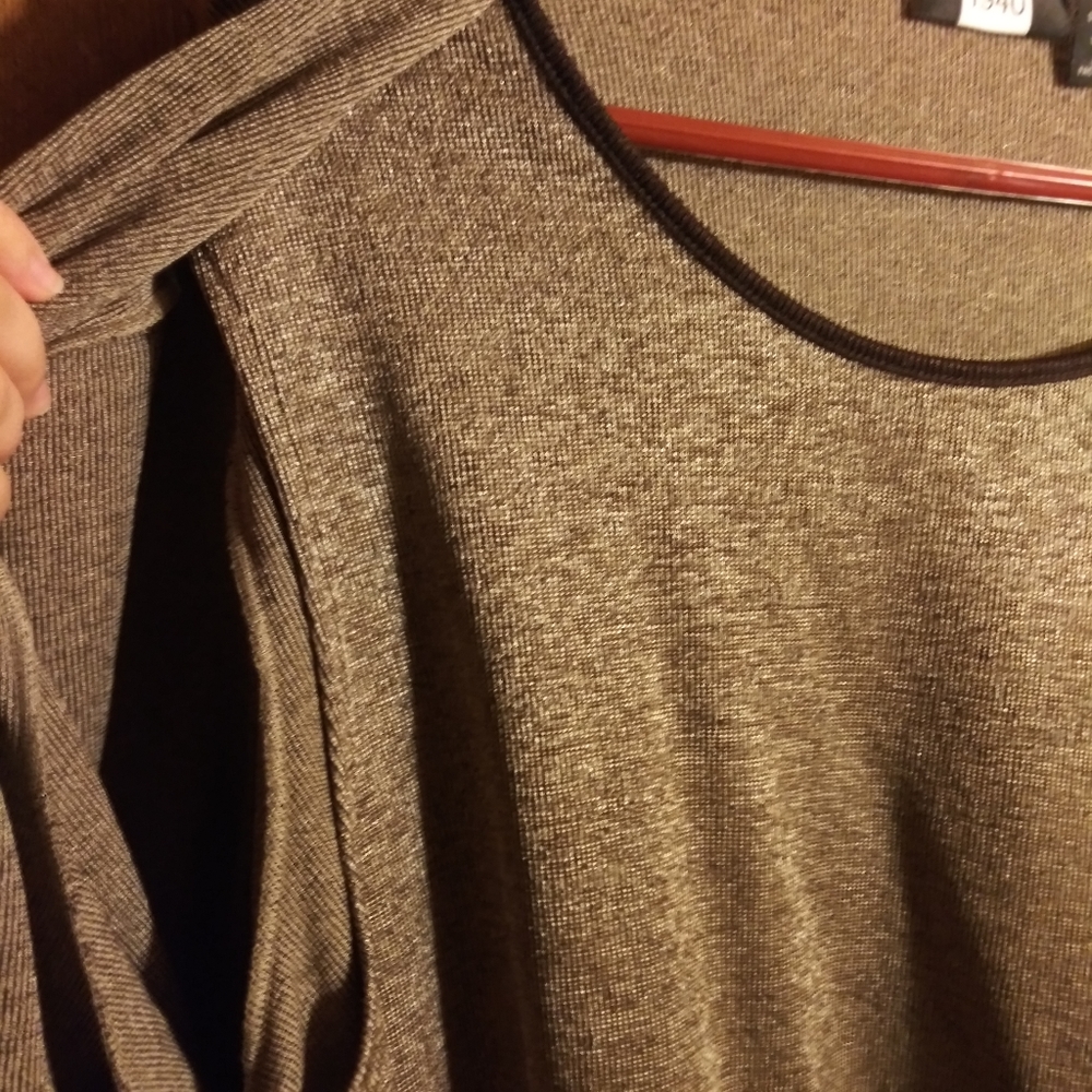 Lightweight Sweater - Picture 4 of 5